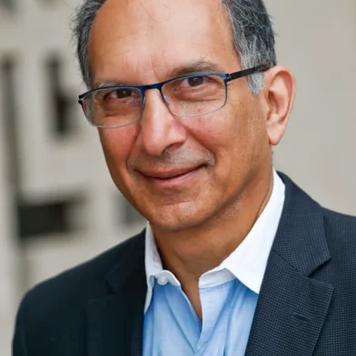 Homi_Kharas Homi_Kharas
